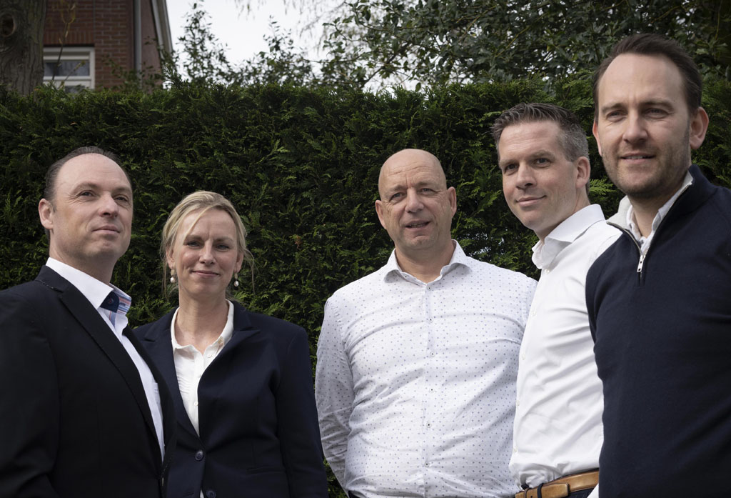 026-031 VG CircleRealEstate 6p